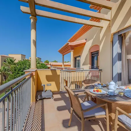 The At Victoria By Interhome * Vilamoura
