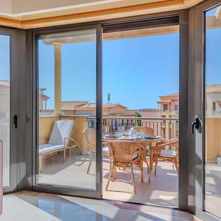 The At Victoria By Interhome דירה