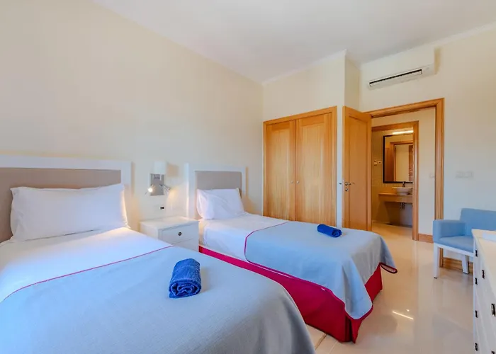 The At Victoria By Interhome Apartamento *