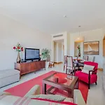 The At Victoria By Interhome Apartament *