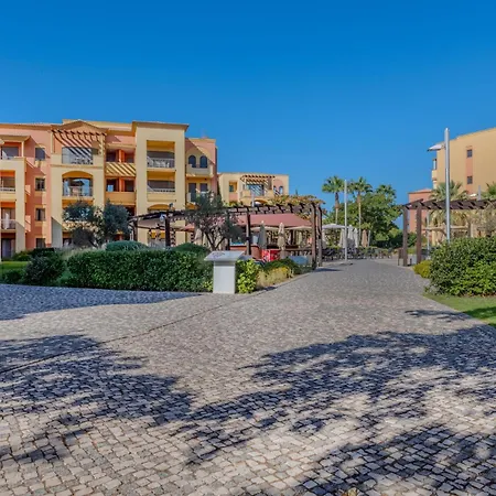 The At Victoria By Interhome * Maritenda